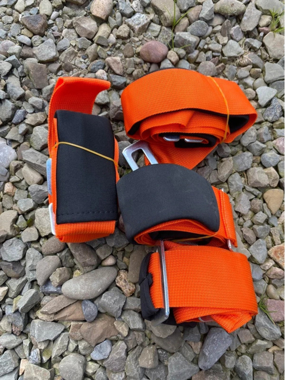 Set of 4 Moving Straps over the Shoulders or Use on Arms to Lift Furniture